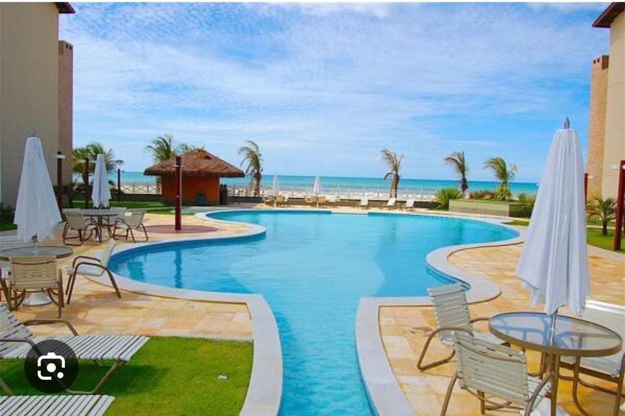 Apartamento Vista Total Do Mar Uma Cobertura A 400M Do Beach Park No Porto Das Dunas Aquiraz Condominio Terramaris Piscina Ampla Parque Infantil Sauna Estacionamento Privado Luaran gambar
